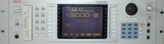 Akai S5000 Front