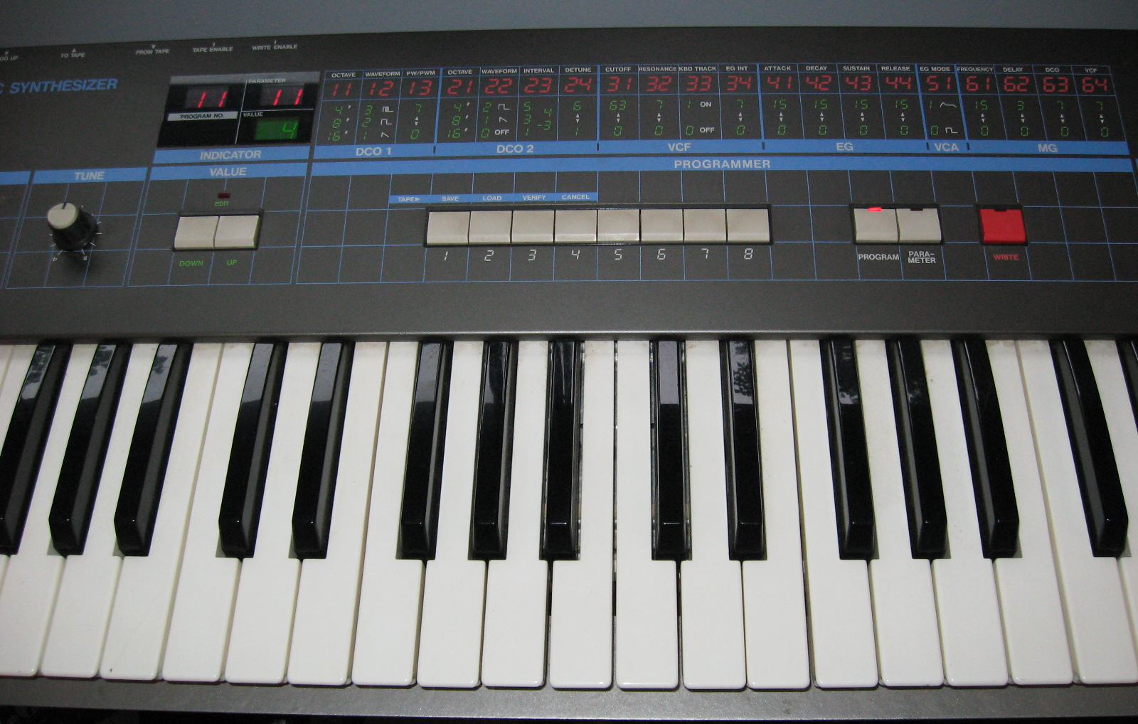 Korg Poly-61