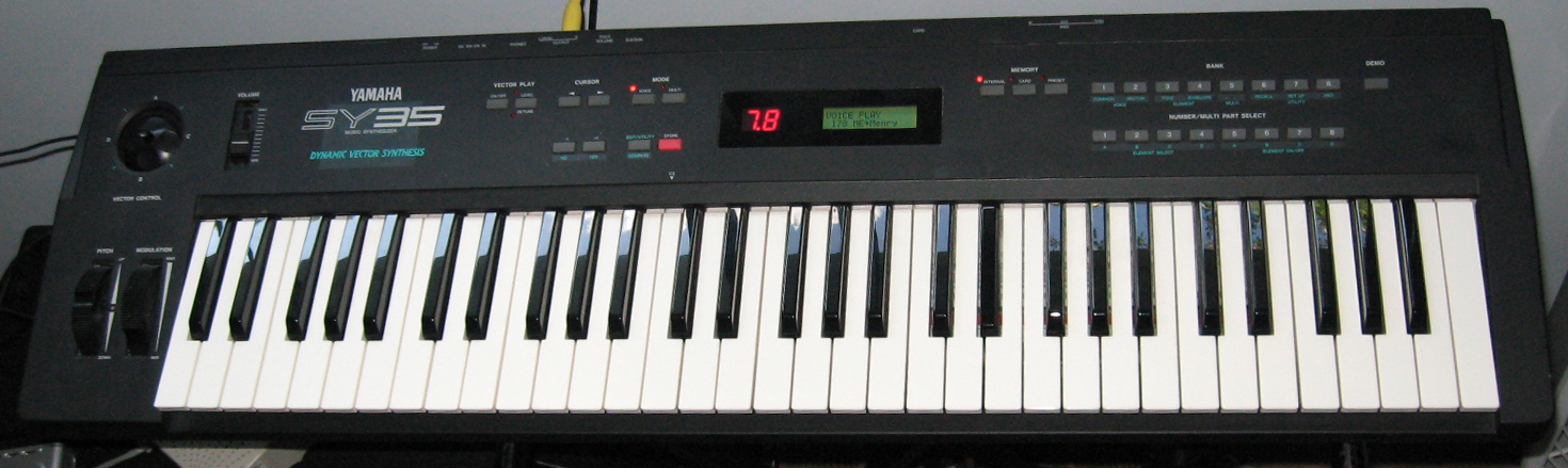 Yamaha SY-35